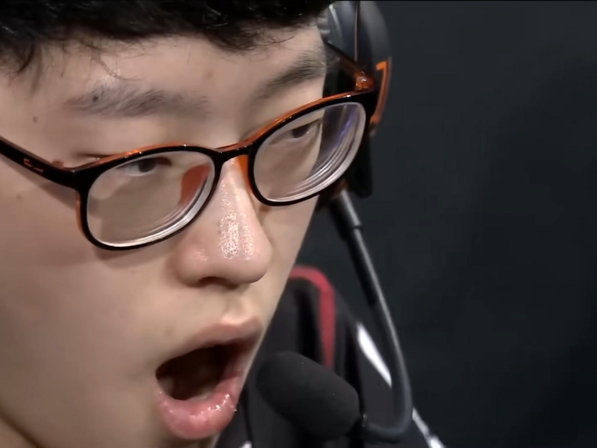 Scout官方宣布出色防守新规，巴黎圣日耳曼引发争议！